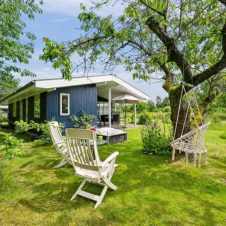 Rent A Cosy In A Scenic Area *